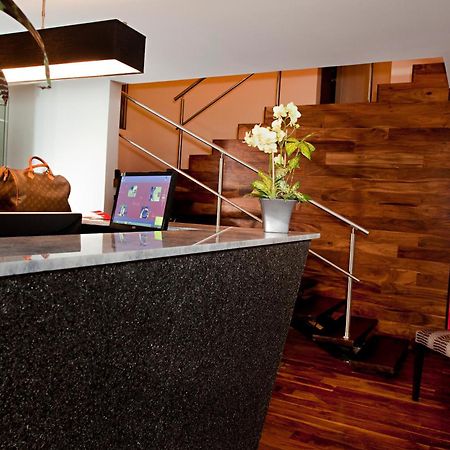 La Inmaculada Hotel Guatemala City Interior foto