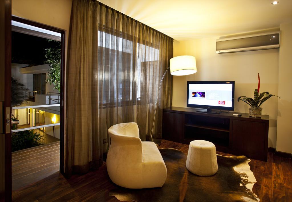 La Inmaculada Hotel Guatemala City Ruang foto